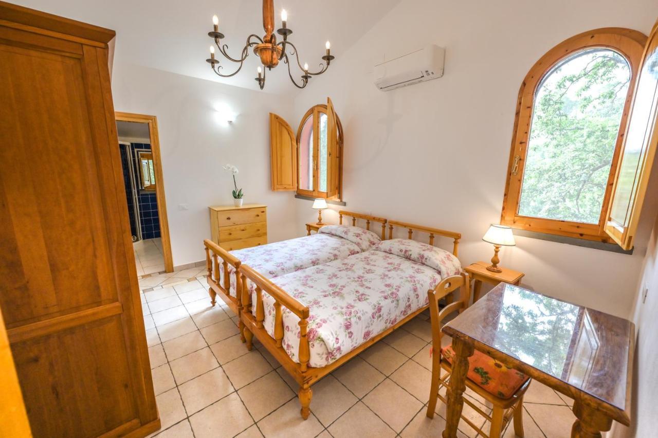 Agriturismo Poggio Al Pino Montelupo Fiorentino Eksteriør billede