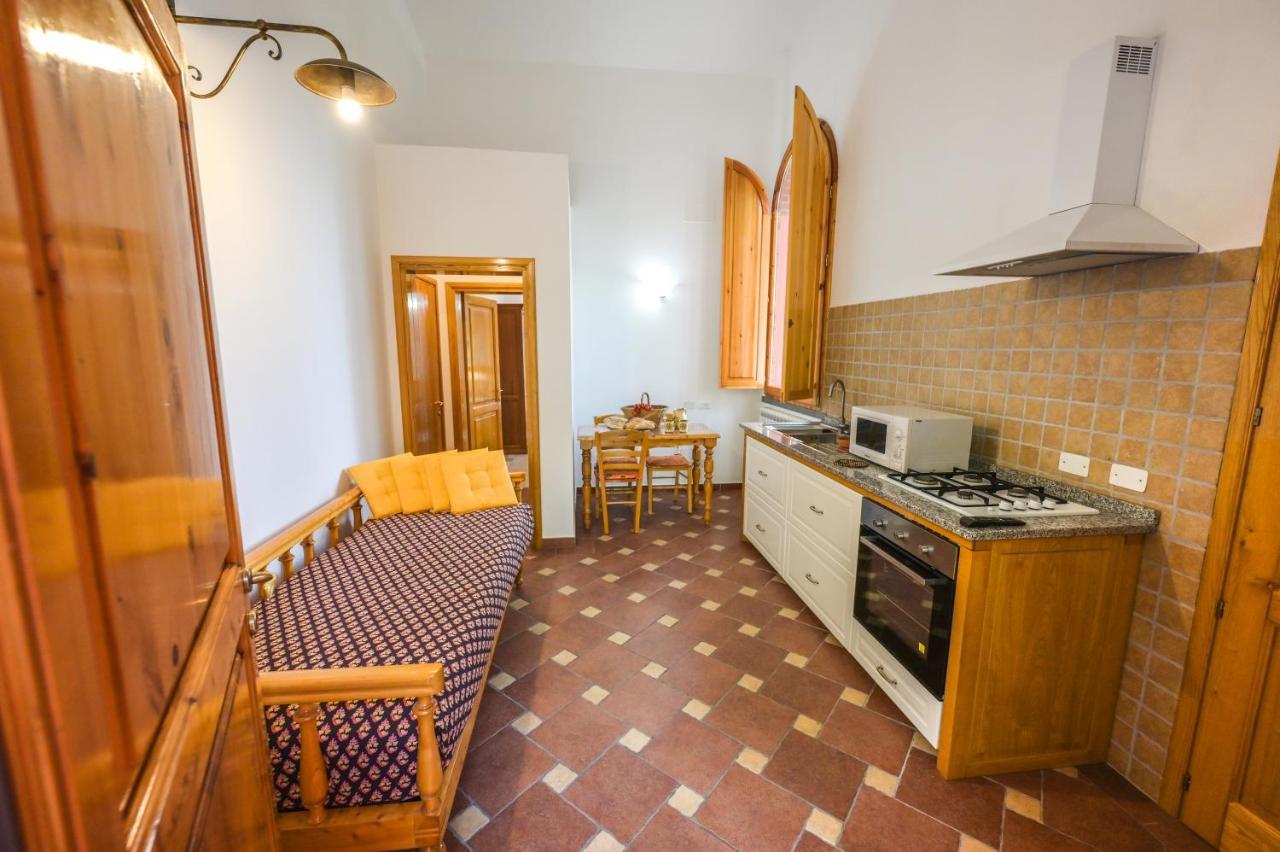 Agriturismo Poggio Al Pino Montelupo Fiorentino Eksteriør billede