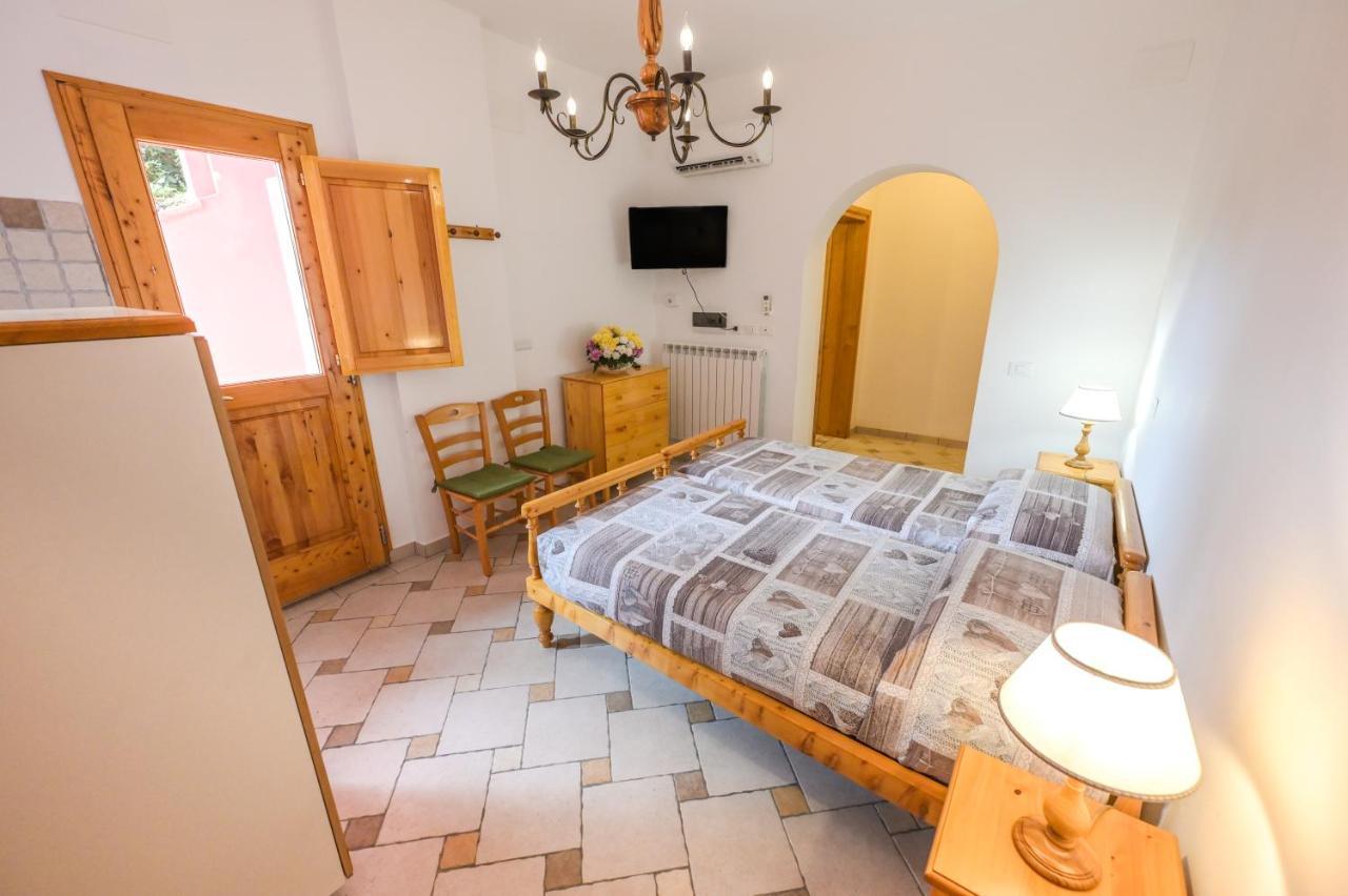 Agriturismo Poggio Al Pino Montelupo Fiorentino Eksteriør billede