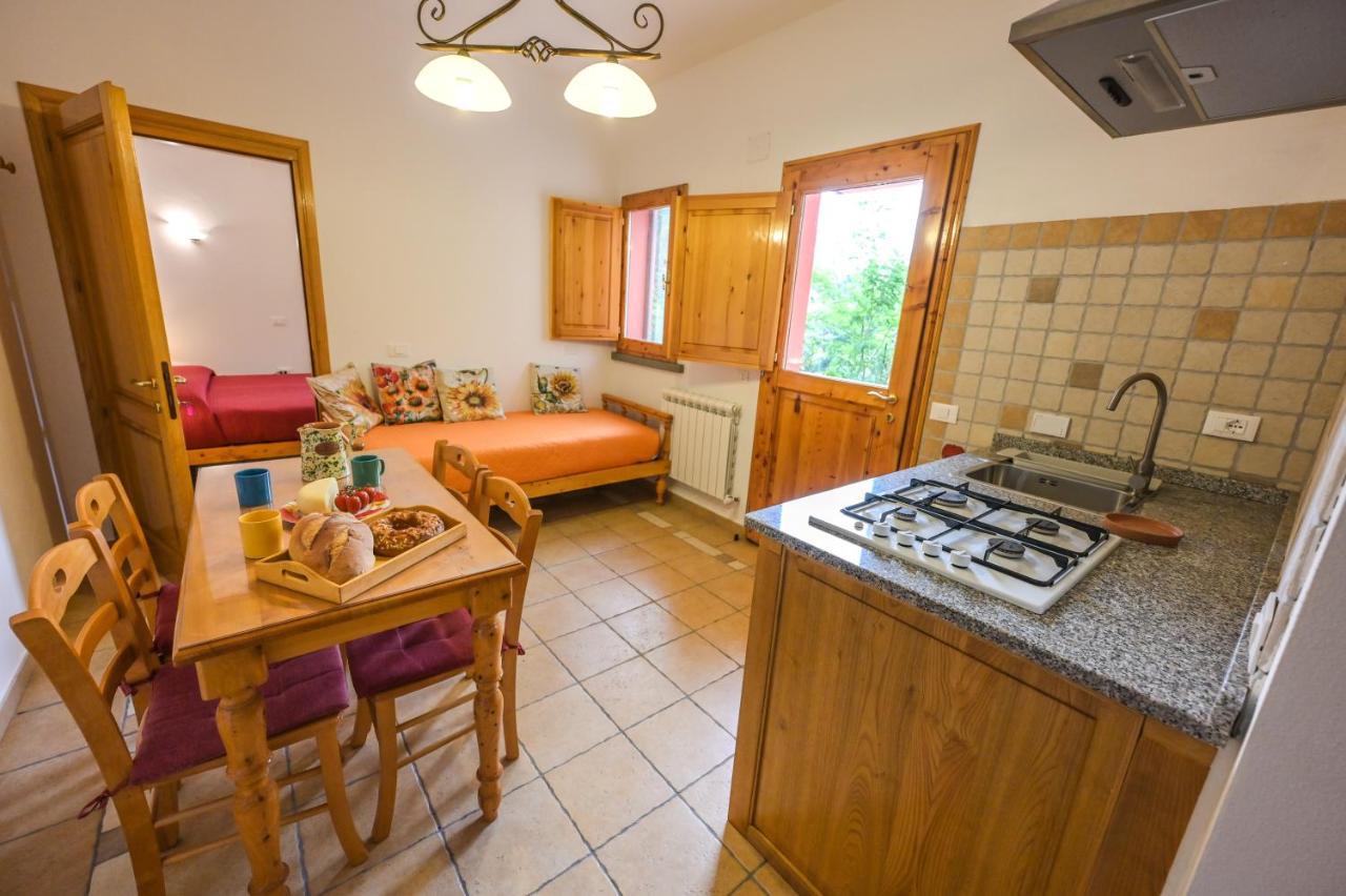 Agriturismo Poggio Al Pino Montelupo Fiorentino Eksteriør billede