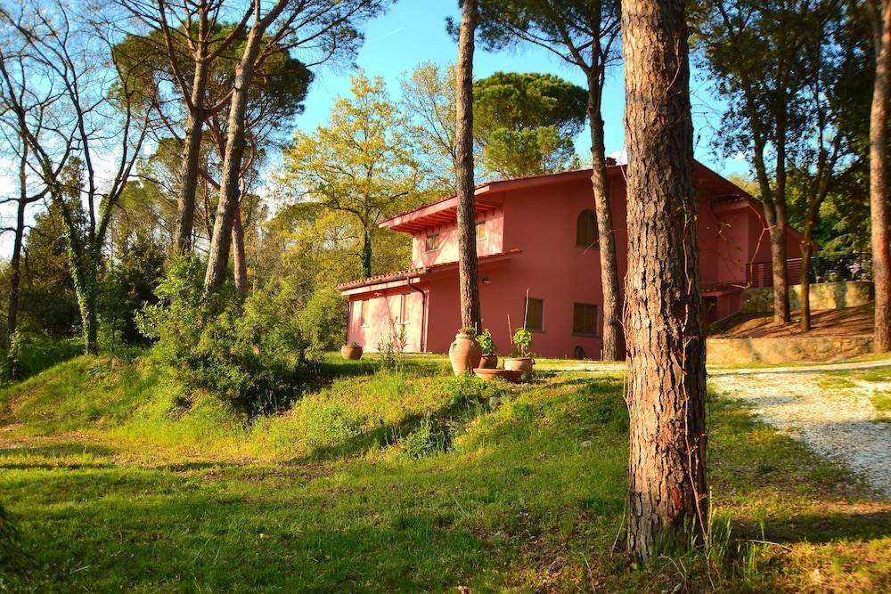 Agriturismo Poggio Al Pino Montelupo Fiorentino Eksteriør billede