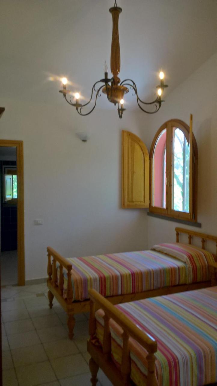 Agriturismo Poggio Al Pino Montelupo Fiorentino Eksteriør billede